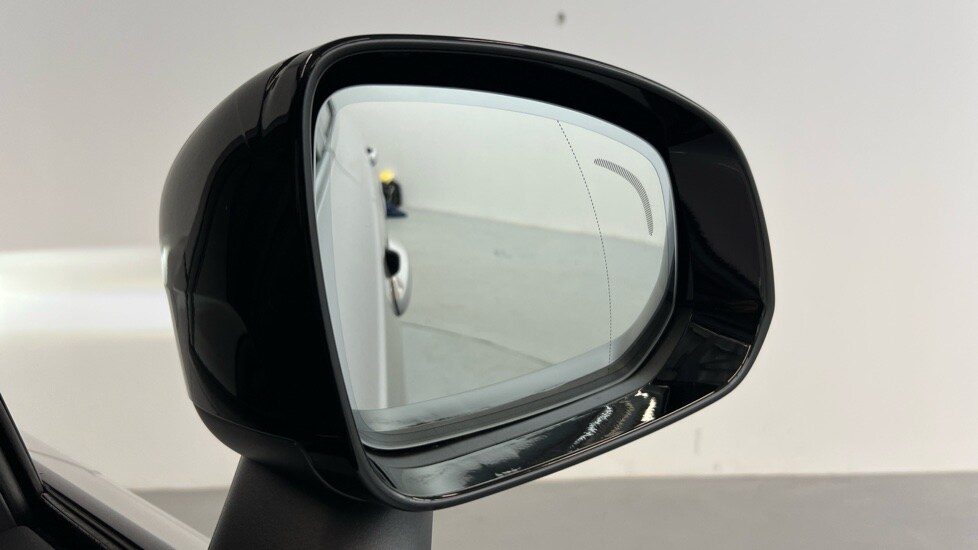 Used Volvo XC90 2025 for sale - 77841455: Photo 31