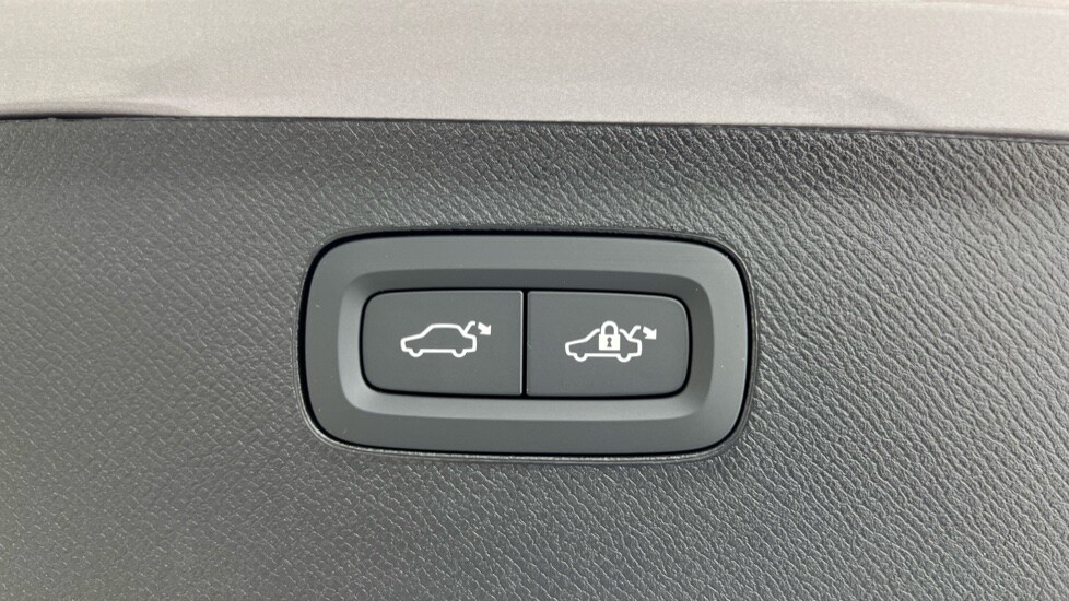 Used Volvo XC90 2025 for sale - 77841455: Photo 34