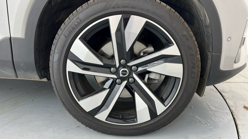 Used Volvo XC40 2024 for sale - 78117759: Photo 16