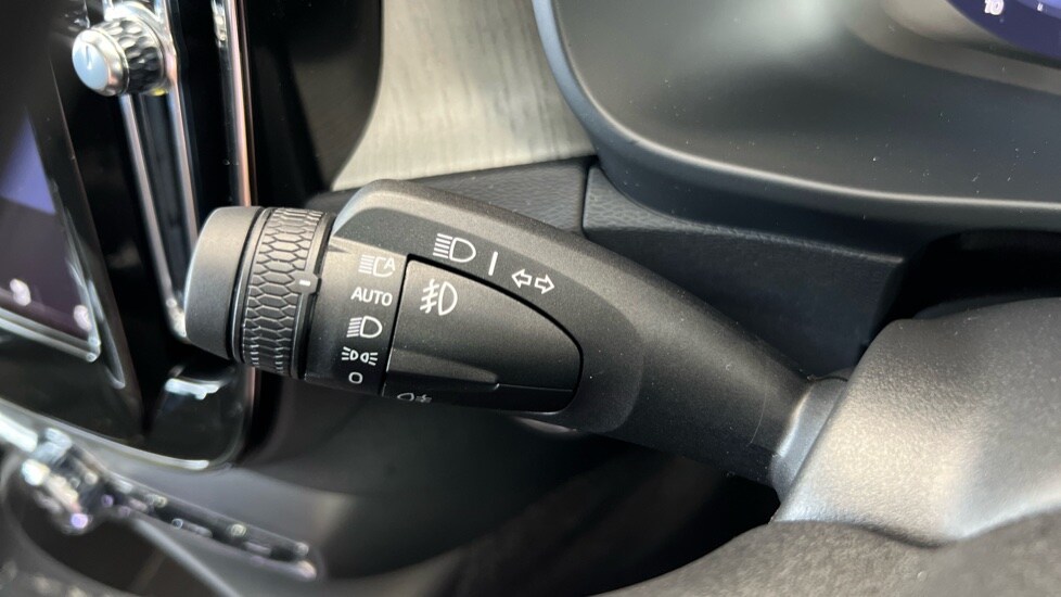 Used Volvo XC40 2024 for sale - 78117759: Photo 24