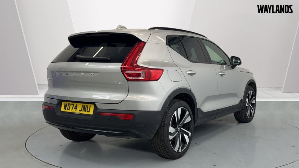 Used Volvo XC40 2024 for sale - 78117759: Photo 7