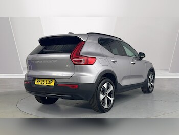 Used Volvo XC40 2025 for sale - 78757348: Photo