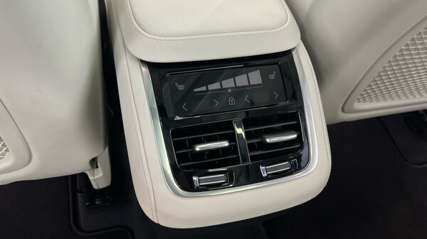 Used Volvo XC90 2025 for sale - 76180192: Photo 15