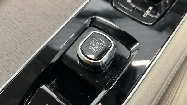 Used Volvo XC90 2025 for sale - 76180192: Photo 27