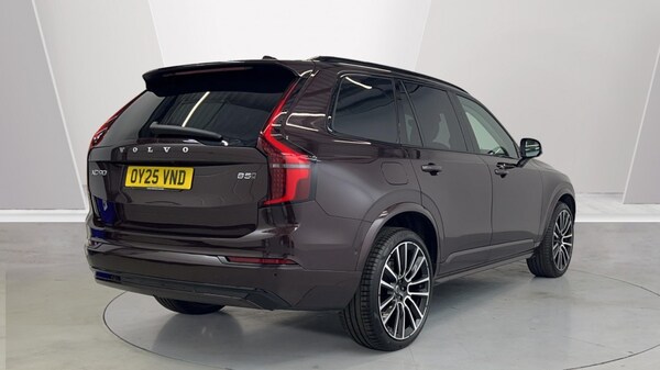 Used Volvo XC90 2025 for sale - 76180192: Photo 2