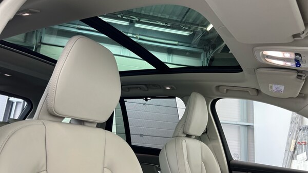 Used Volvo XC90 2025 for sale - 76180192: Photo 31