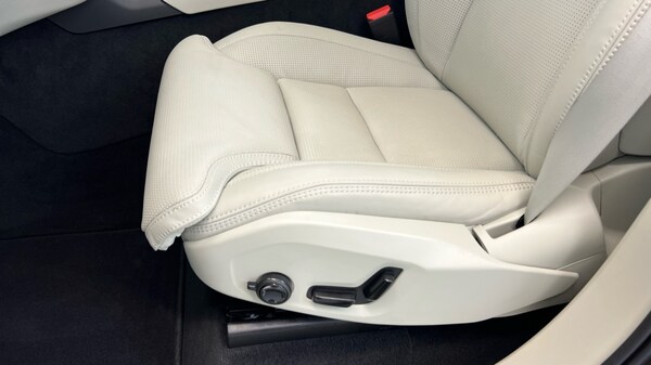 Used Volvo XC90 2025 for sale - 76180192: Photo 38