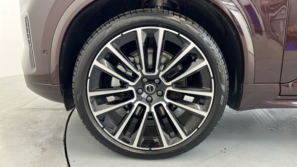 Used Volvo XC90 2025 for sale - 76180192: Photo 9