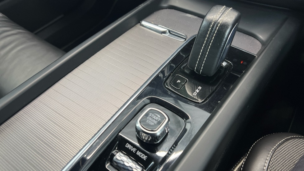 Used Volvo XC60 2021 for sale - 76567918: Photo 25