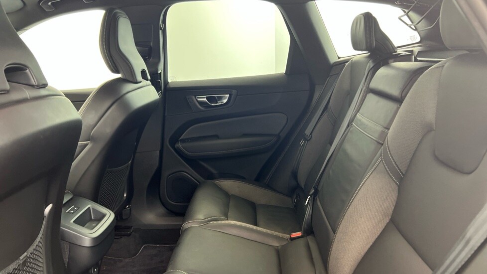 Used Volvo XC60 2021 for sale - 76567918: Photo 33