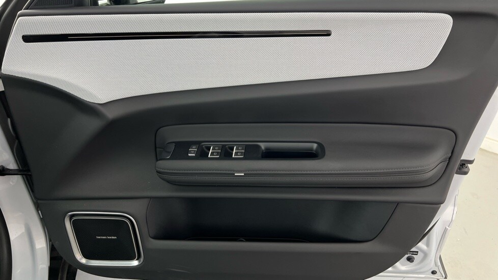 Used Polestar Polestar 4 2024 for sale - 76130868: Photo 33