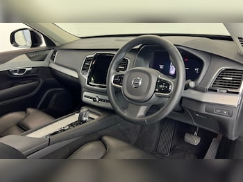 Used Volvo XC90 2023 for sale - 75796930: Photo