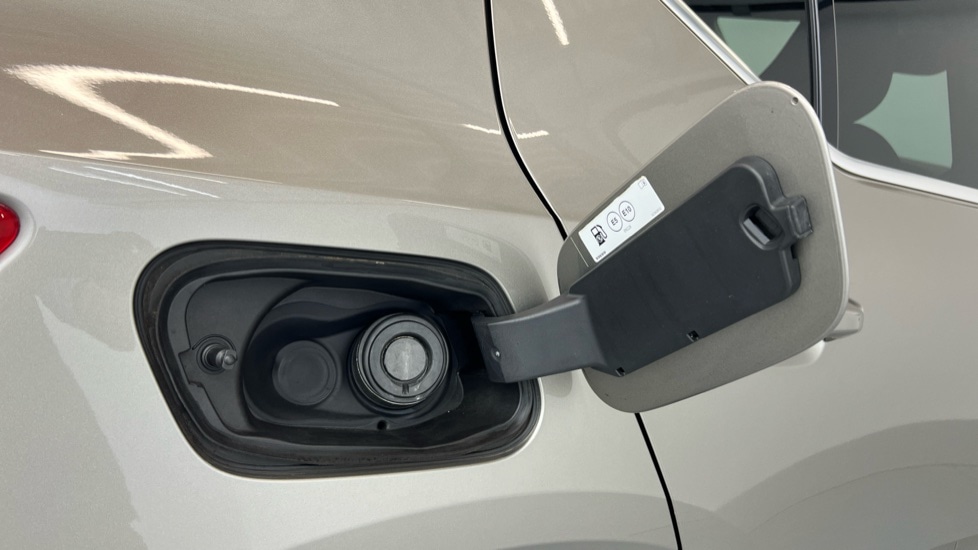 Used Volvo XC40 2021 for sale - 76033673: Photo 16