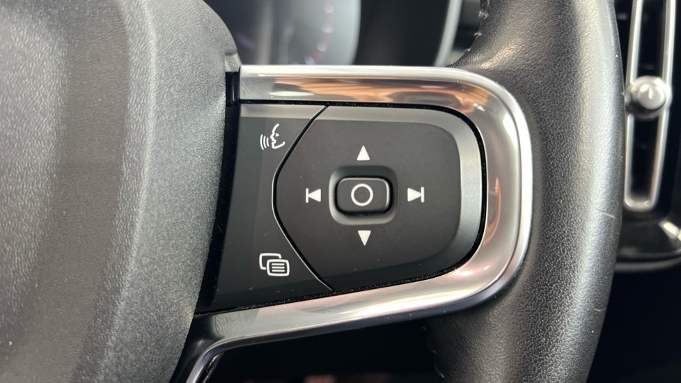 Used Volvo XC40 2021 for sale - 76033673: Photo 22