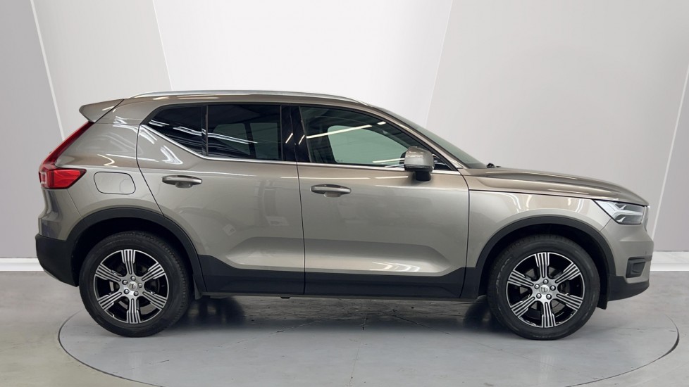 Used Volvo XC40 2021 for sale - 76033673: Photo 3