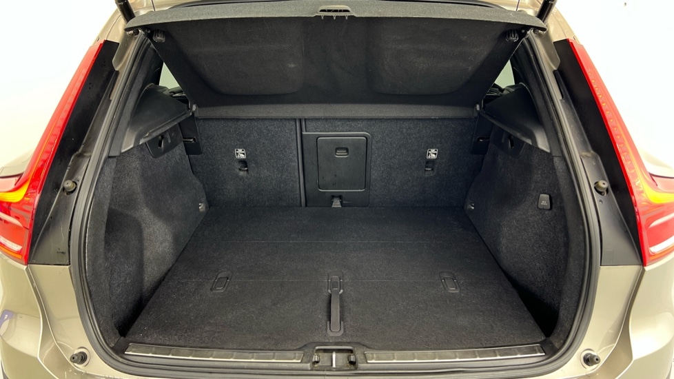 Used Volvo XC40 2021 for sale - 76033673: Photo 38