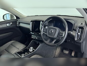 Used Volvo XC40 2021 for sale - 76033673: Photo 4