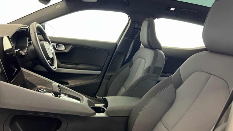 Used Polestar Polestar 2 2022 for sale - 76684123: Photo 23