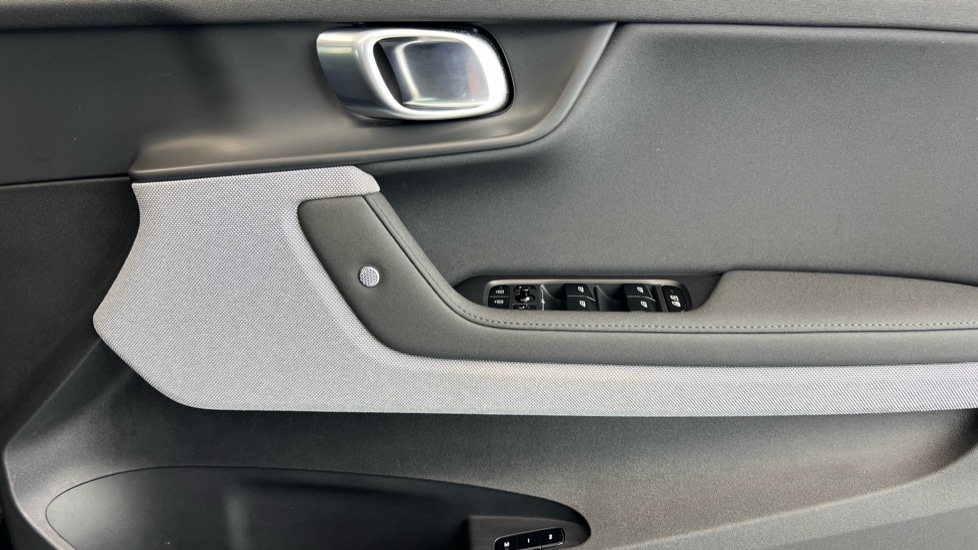 Used Polestar Polestar 2 2022 for sale - 76684123: Photo 33