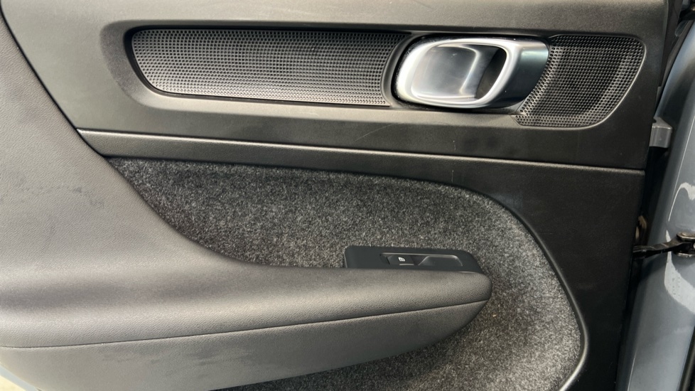 Used Volvo XC40 2022 for sale - 77634623: Photo 47