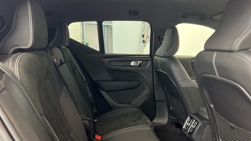 Used Volvo XC40 2022 for sale - 77634623: Photo 6