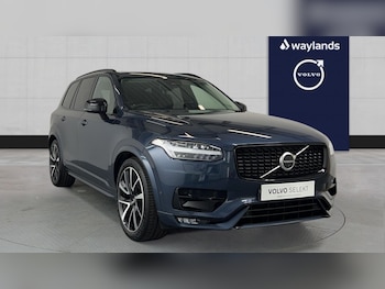 2024 - Ultra, B5 AWD Mild hybrid, Petrol, Dark, 7 Seats (Massage Seats) 5-Door