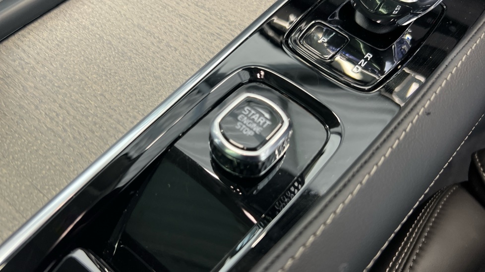 Used Volvo XC90 2024 for sale - 77025535: Photo 27