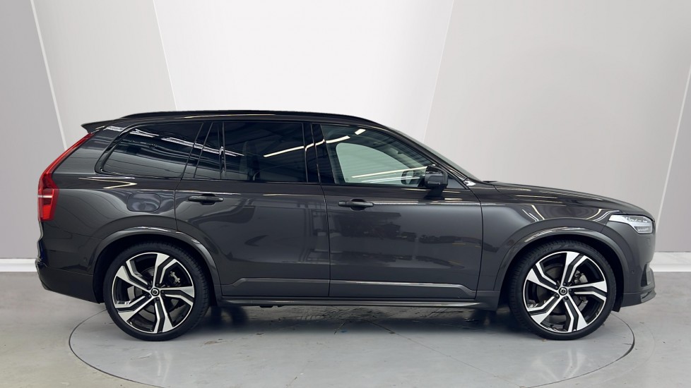 Used Volvo XC90 2024 for sale - 77025535: Photo 3