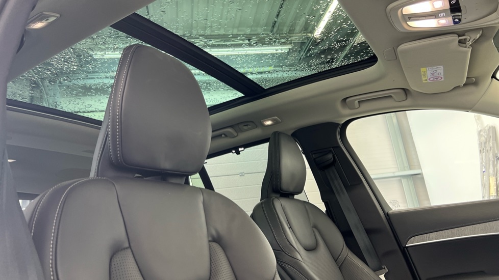 Used Volvo XC90 2024 for sale - 77025535: Photo 31