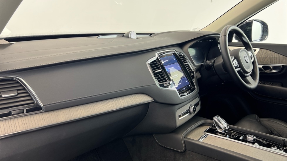 Used Volvo XC90 2024 for sale - 77025535: Photo 38