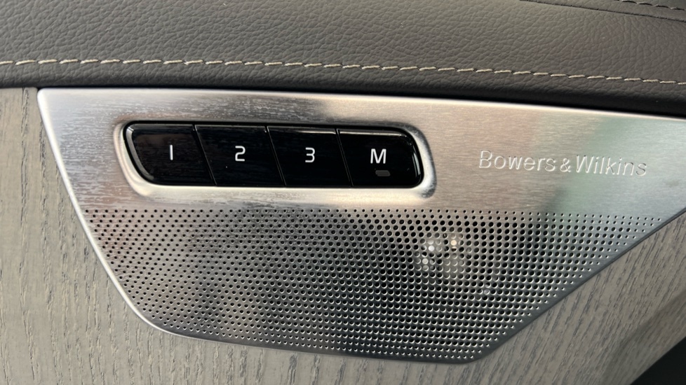 Used Volvo XC90 2024 for sale - 77025535: Photo 42