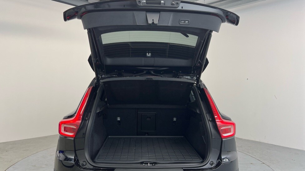 Used Volvo XC40 2024 for sale - 77732395: Photo 13