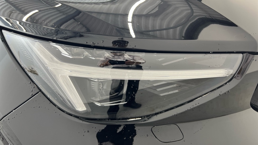 Used Volvo XC40 2024 for sale - 77732395: Photo 15