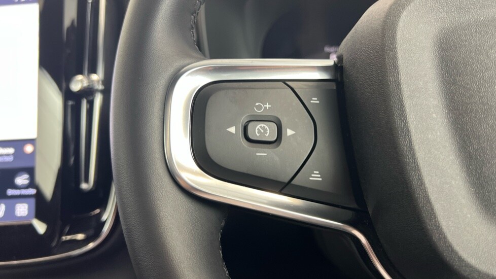 Used Volvo XC40 2024 for sale - 77732395: Photo 21