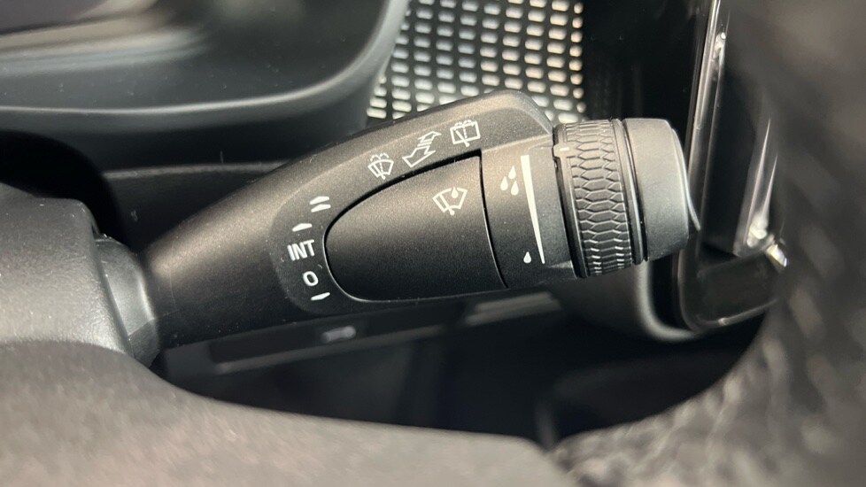 Used Volvo XC40 2024 for sale - 77732395: Photo 23