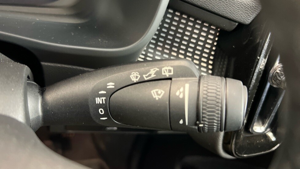 Used Volvo XC40 2023 for sale - 76738197: Photo 22