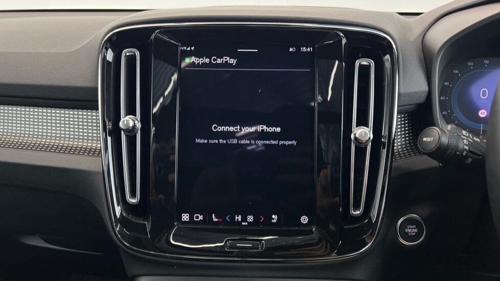 Used Volvo XC40 2023 for sale - 76738197: Photo 55