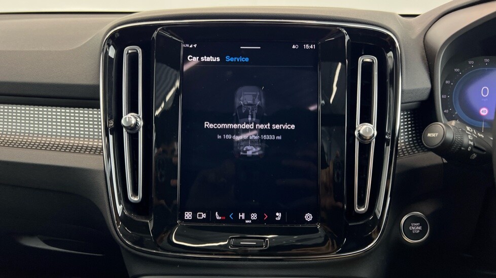 Used Volvo XC40 2023 for sale - 76738197: Photo 57