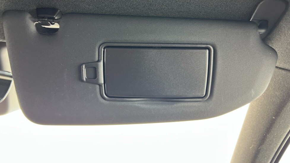 Used Volvo XC40 2023 for sale - 76738197: Photo 58