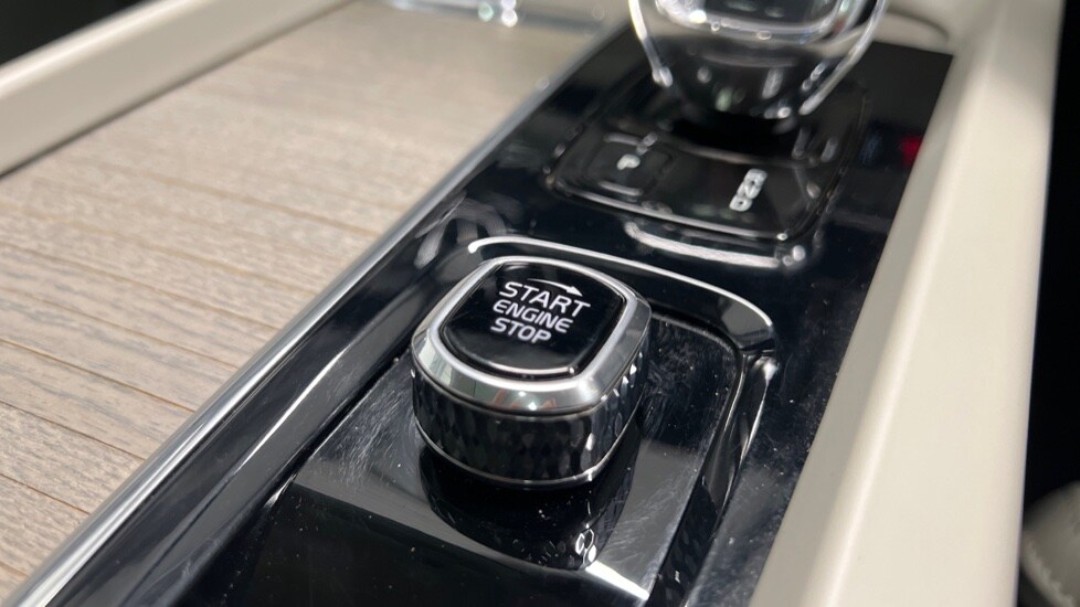 Used Volvo XC60 2021 for sale - 78137044: Photo 24