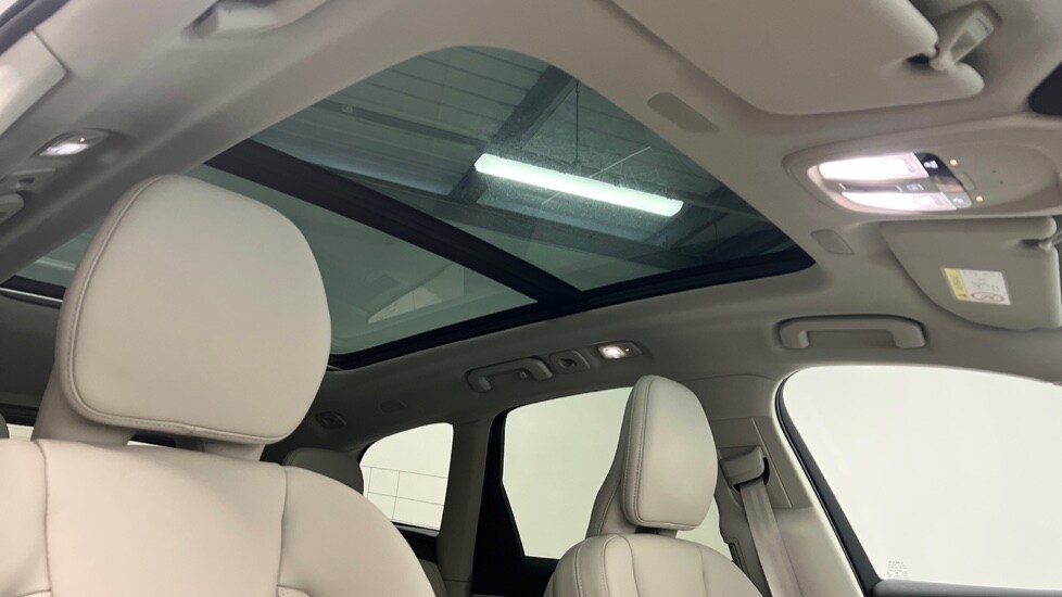 Used Volvo XC60 2021 for sale - 78137044: Photo 32