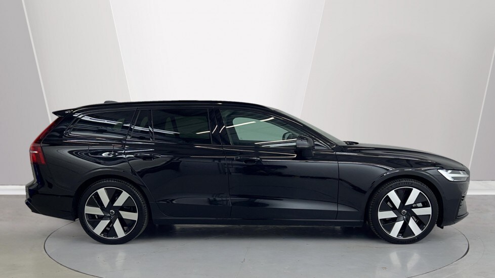 Used Volvo V60 for sale - 76023229: Photo 3