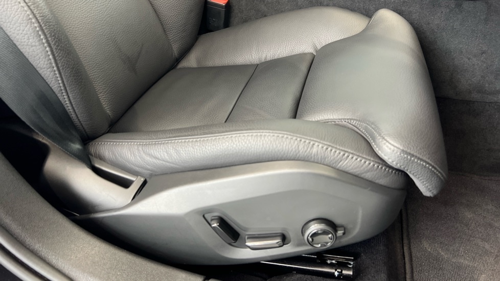 Used Volvo V60 for sale - 76023229: Photo 30