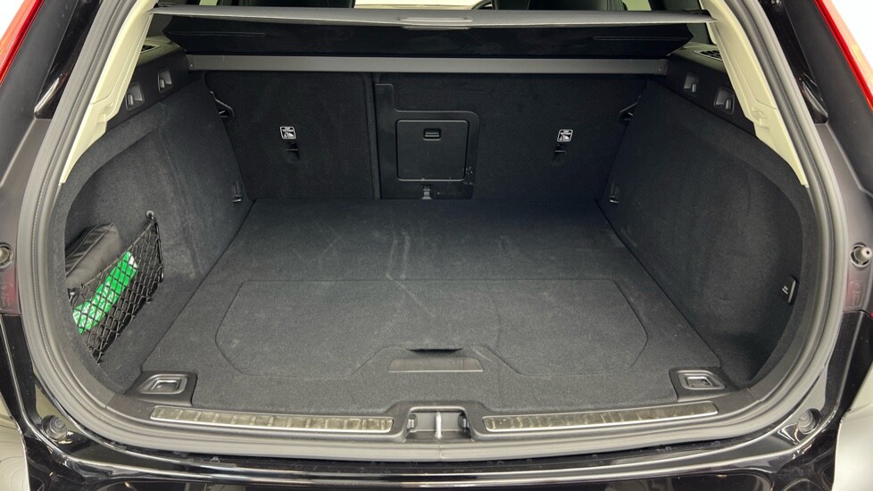 Used Volvo V60 for sale - 76023229: Photo 38
