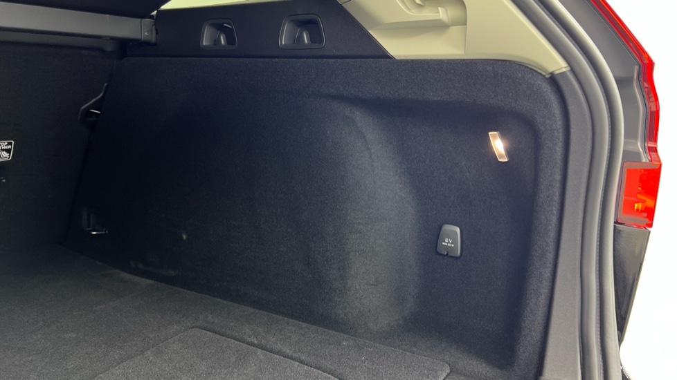 Used Volvo V60 for sale - 76023229: Photo 39