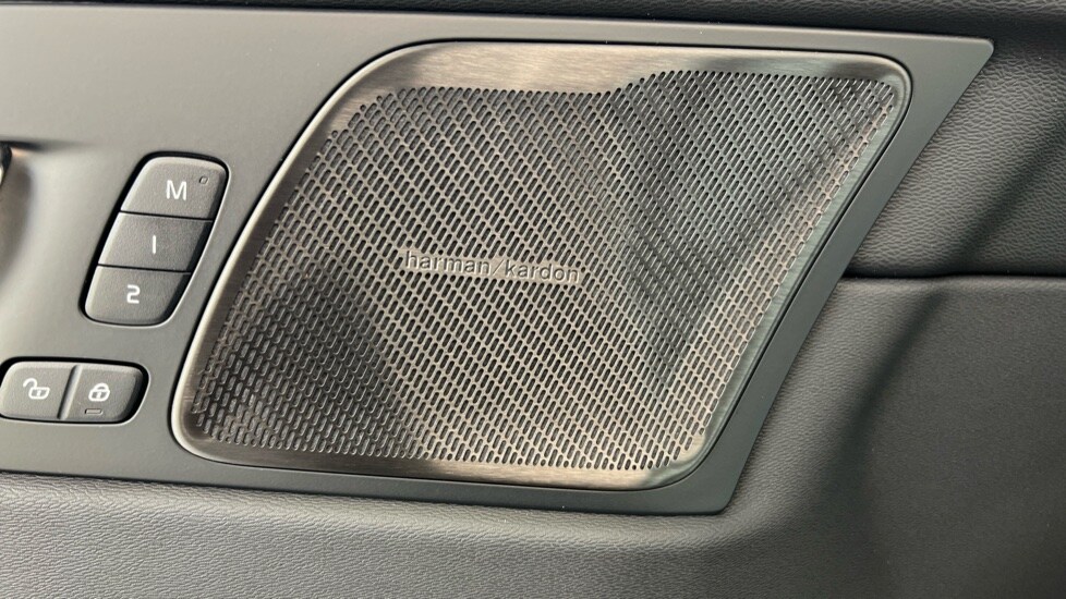 Used Volvo XC60 2026 for sale - 77710916: Photo 42