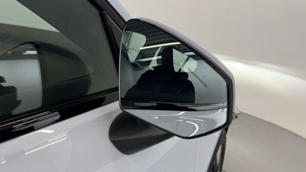 Used Volvo EX30 2025 for sale - 76544544: Photo 31