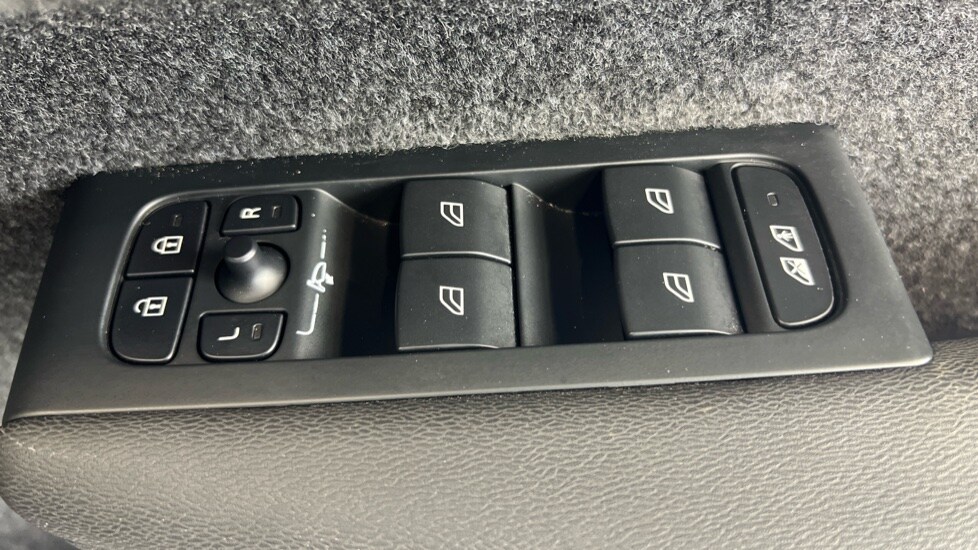 Used Volvo C40 2022 for sale - 78117745: Photo 24