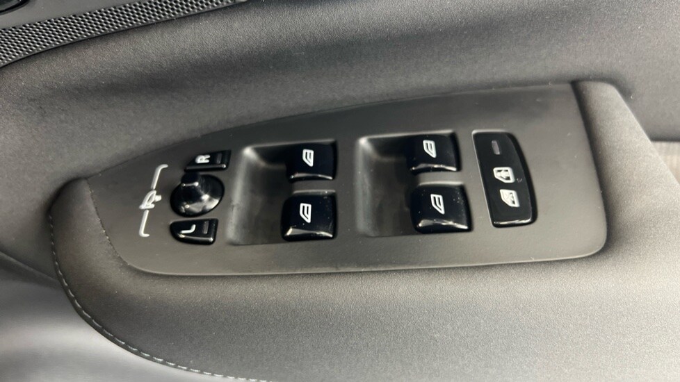 Used Volvo XC90 2025 for sale - 76533978: Photo 24