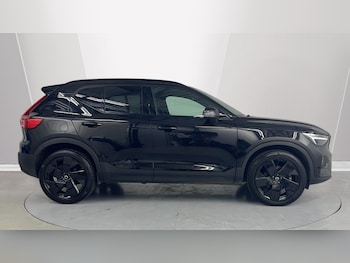 Used Volvo XC40 2025 for sale - 78123156: Photo
